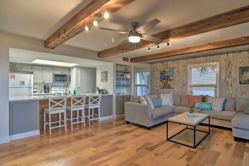 Apartamento Oceanfront Condo With Balcony And Beach Access!