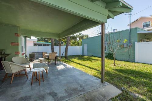 Beach Bungalow Home