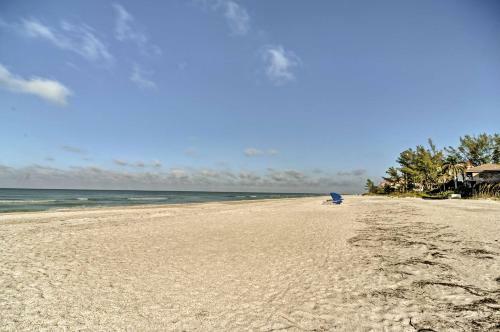 Apartamento Oceanfront Indian Shores Condo With Pool!