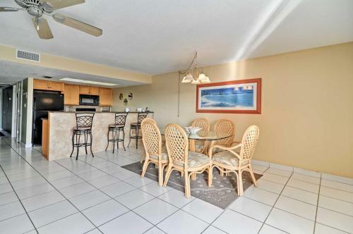 Apartamento Oceanfront Indian Shores Condo With Pool!