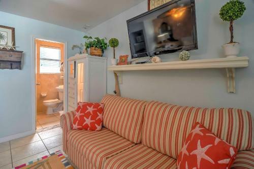 Apartamento Bright Clearwater Beach Studio - Walk To Beach!