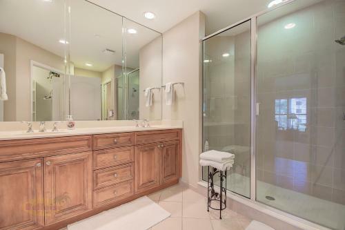 Belle Harbor Suite 71 - Monthly Rental Townhouse