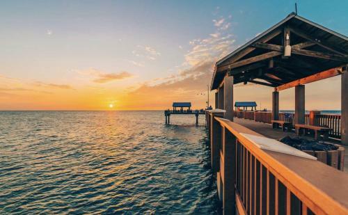 Belle Harbor Suite 71 - Monthly Rental Townhouse