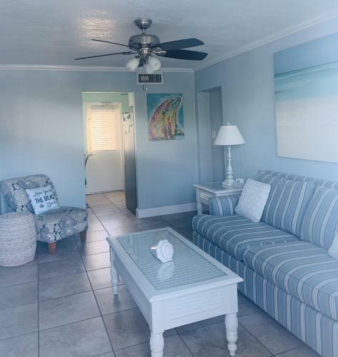 Apartamento Clearwater Beach Suites 203 Condo