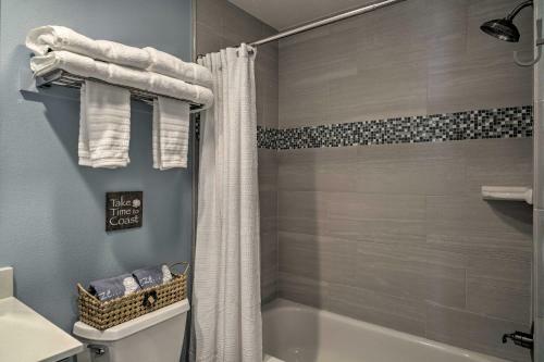 Apartamento Downtown Cocoa Beach Retreat - Walk To The Beach!