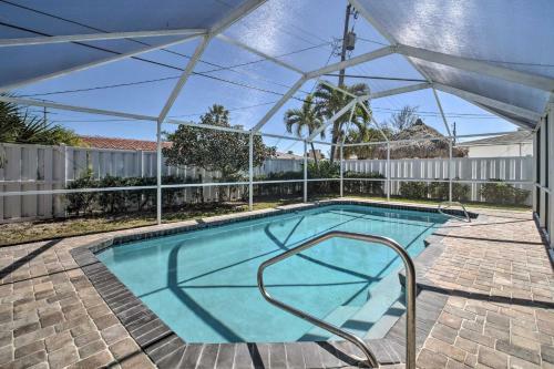 Pet-friendly Home With Pool - Walk To Cocoa Beach!