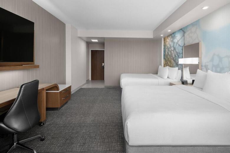 Hotel Courtyard By Marriott Clearwater Beach