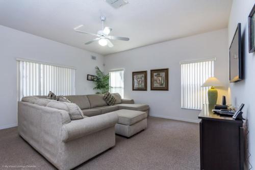 Balmoral Drive Villa #244450