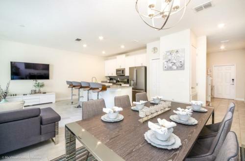 Free Water Park On Disney Delight