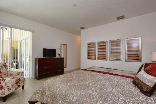 Solterra - 5 Bedrooms House W/pool-7029sr