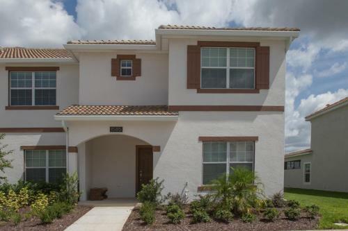 Champions Gate - 5 Bed - Home With Private Pool