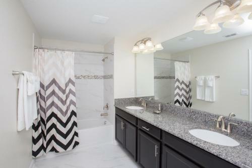 Champions Gate - 5 Bed - Home With Private Pool