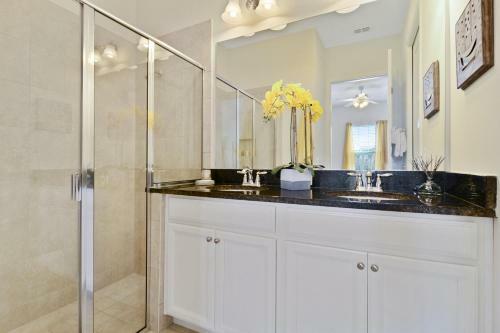 Three Bedrooms With Pool Festival 282