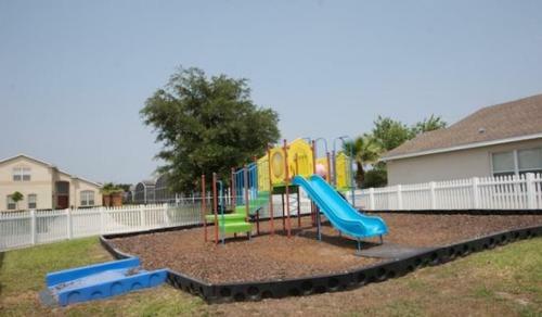 Fabulous Hampton Lakes 4 Bedroom Pool Home In Davenport Fl