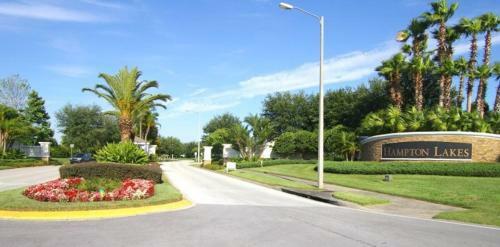 Fabulous Hampton Lakes 4 Bedroom Pool Home In Davenport Fl