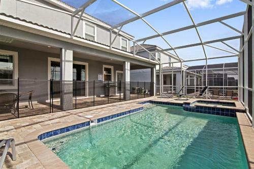Gorgeous Championsgate 8 Bedroom Pool Home