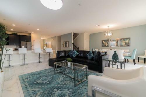 Gorgeous Championsgate 8 Bedroom Pool Home
