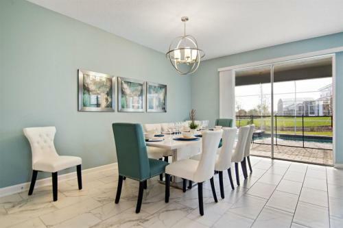 Gorgeous Championsgate 8 Bedroom Pool Home