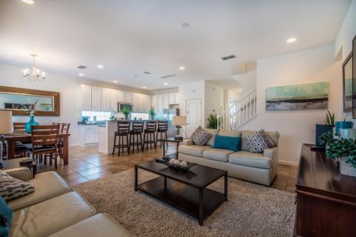 Six-bedroom Villa 4164