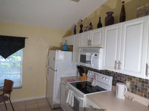 Hwy 27 Area 3 Bedroom
