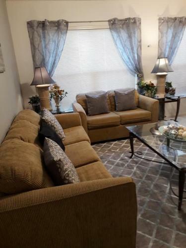 Hl116n Hampton Lakes - Four Bedroom Home