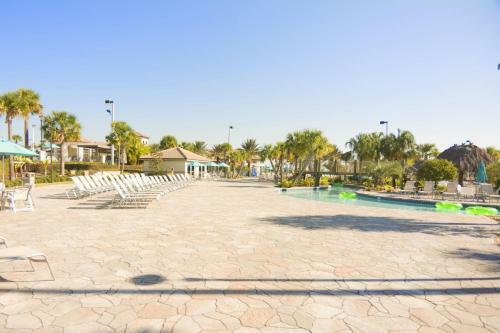 Champions Gate Resort 8 Bedroom Vacation Home With Pool 1872