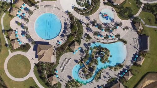 Champions Gate Resort 8 Bedroom Vacation Home With Pool 1872