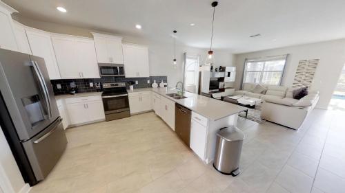 Champions Gate Resort 8 Bedroom Vacation Home With Pool 1872
