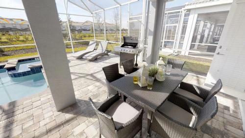 Champions Gate Resort 8 Bedroom Vacation Home With Pool 1872