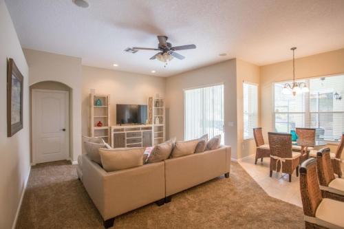 Brighton Villa #231015