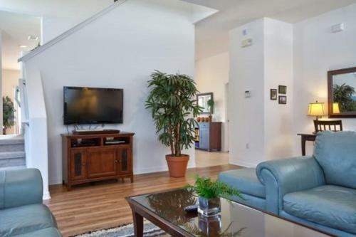 ?renting This 5 Star Villa Close To Disney Marbella 6231e?