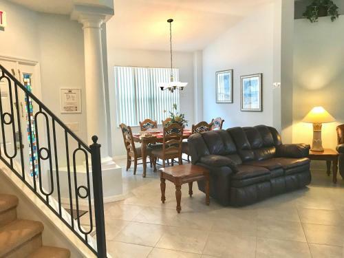 Sunshine Dreams Villa