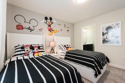 Villa 6 Bedrooms Home At Champions Gate