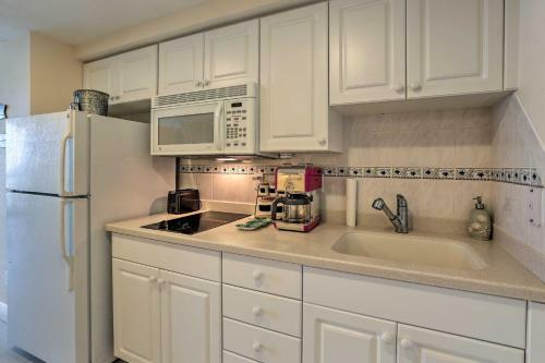 Apartamento Breezy Daytona Beach Studio With Pool -steps To Beach