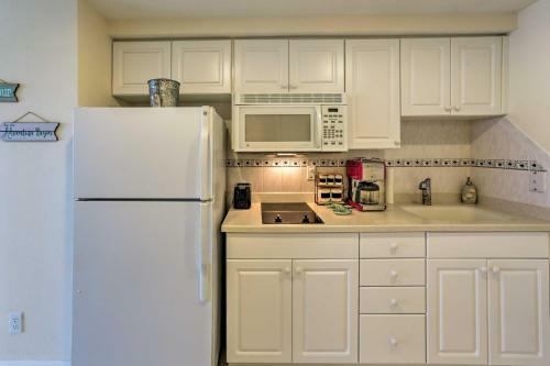 Apartamento Breezy Daytona Beach Studio With Pool -steps To Beach