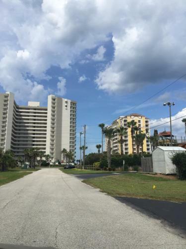Apartamento Oasis Townhomes
