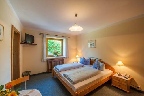 Zugspitzhotel Diana Th�rle