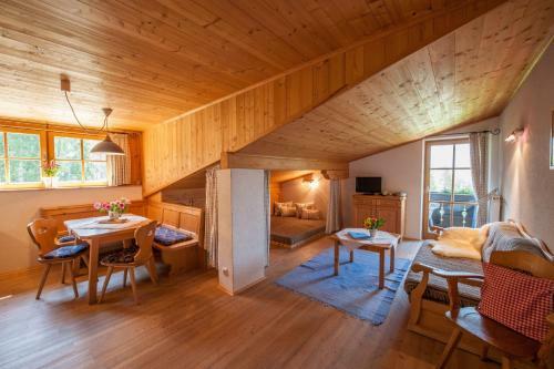 Zugspitzhotel Diana Th�rle