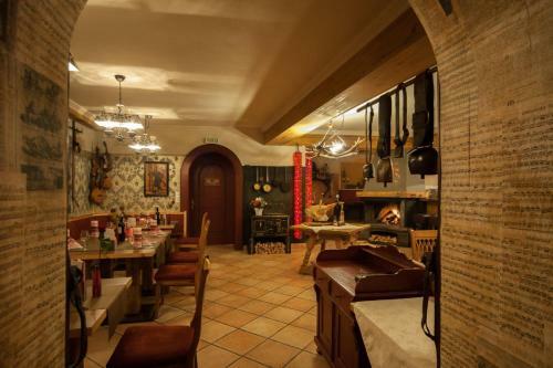 Zugspitzhotel Diana Th�rle