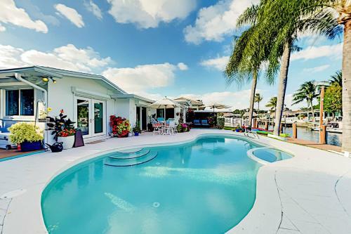 Exceptional Vacation Home In Dania Home