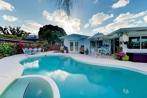 Exceptional Vacation Home In Dania Home