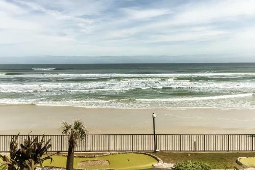 Apartamento Atlantic Condos By The Beach