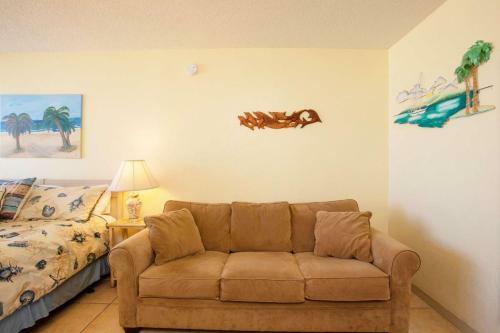 Pirates Cove Condo Unit #122