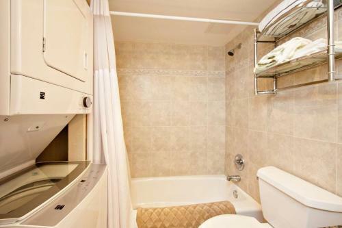 Pirates Cove Condo Unit #706