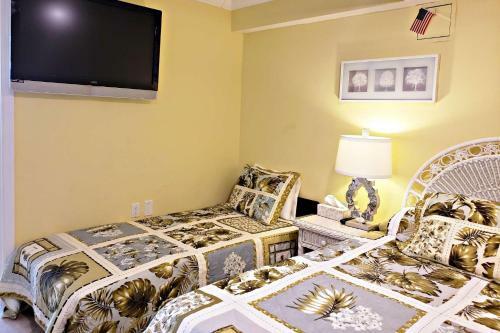 Pirates Cove Condo Unit #706