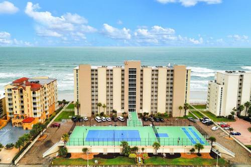 Shores Club - 302
