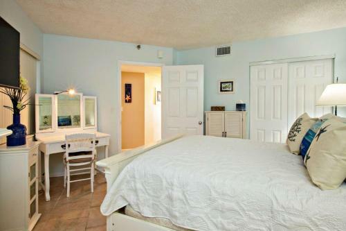 Sunglow Resort Condo Unit #405