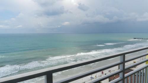 Apartamento Upscale 3 Br Ocean Walk - Live Your Dream