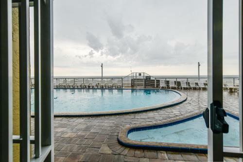 Apartamento Sunshine & Oceanfront Serenity