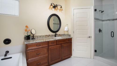 Villa Lago 1883 (s)(2g)- 4br 4ba - (10)